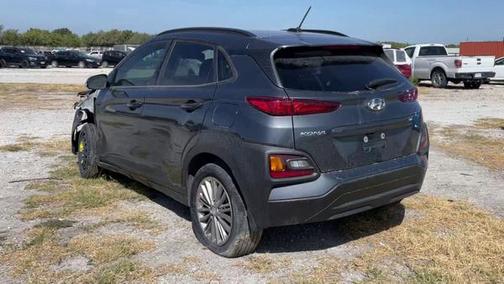 2021 Hyundai KONA SEL