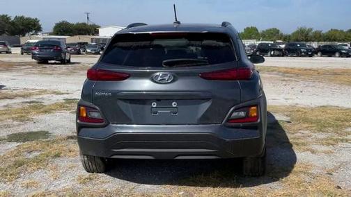 2021 Hyundai KONA SEL