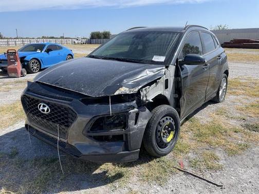 2021 Hyundai KONA SEL