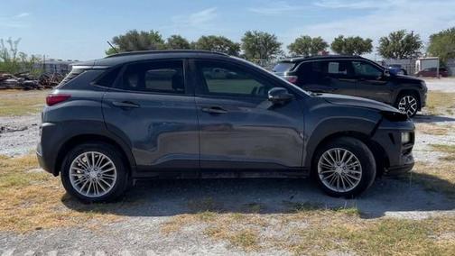 2021 Hyundai KONA SEL