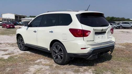 2018 Nissan Pathfinder Platinum