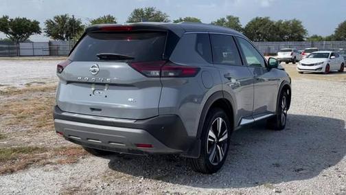 2021 Nissan Rogue SL