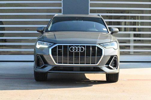 2024 Audi Q3 Premium Plus 45 TFSI S line quattro Tiptronic