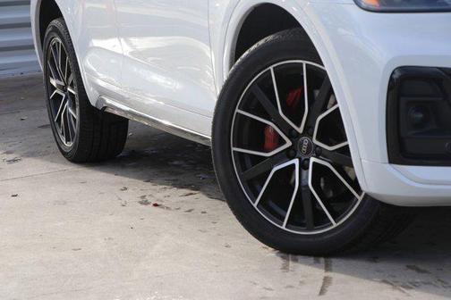 2024 Audi SQ5 Premium Plus TFSI quattro Tiptronic
