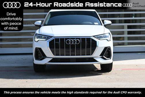 2023 Audi Q3 Premium Plus 45 TFSI S line quattro Tiptronic