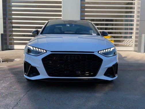 2023 Audi S4 Prestige TFSI quattro Tiptronic