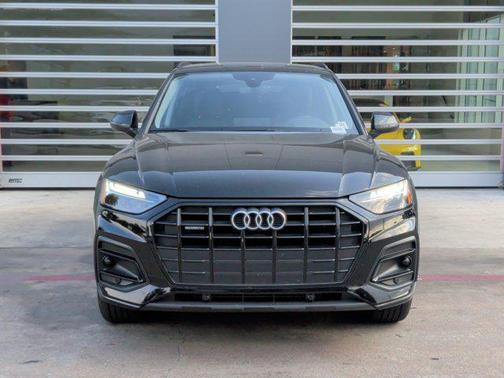 2025 Audi Q5 Premium 40 TFSI quattro S tronic