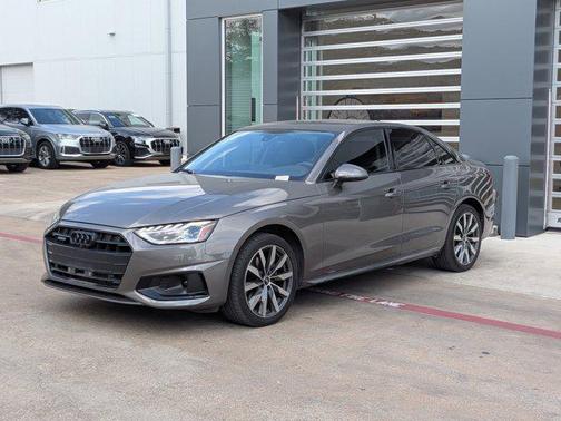 2022 Audi A4 Premium Plus 40 TFSI quattro S tronic