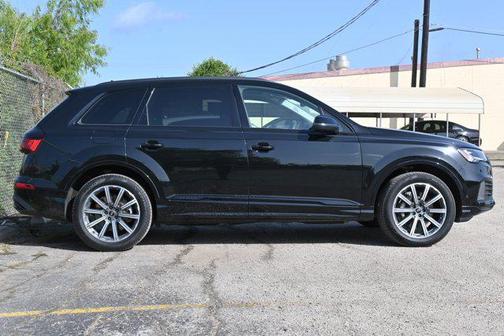 2024 Audi Q7 Premium Plus 45 TFSI quattro Tiptronic