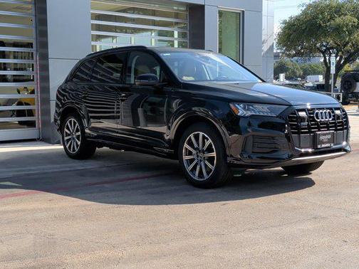 2024 Audi Q7 Premium Plus 45 TFSI quattro Tiptronic