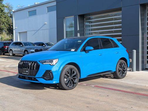 2022 Audi Q3 Premium Plus 45 TFSI S line quattro Tiptronic