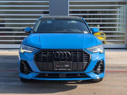 2022 Audi Q3 Premium Plus 45 TFSI S line quattro Tiptronic