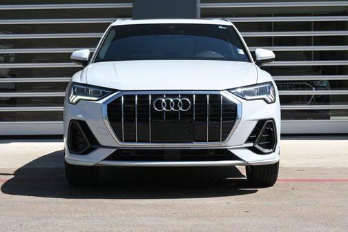 2022 Audi Q3 Premium Plus 45 TFSI S line quattro Tiptronic