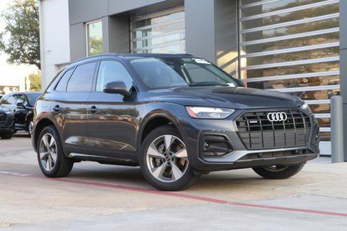 2025 Audi Q5 Premium 40 TFSI quattro S tronic