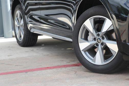 2024 Audi Q5 Premium 40 TFSI quattro S tronic