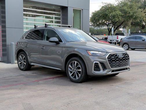 2023 Audi Q5 Premium Plus 45 TFSI S line quattro