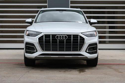 2024 Audi Q5 Premium Plus 40 TFSI quattro S tronic