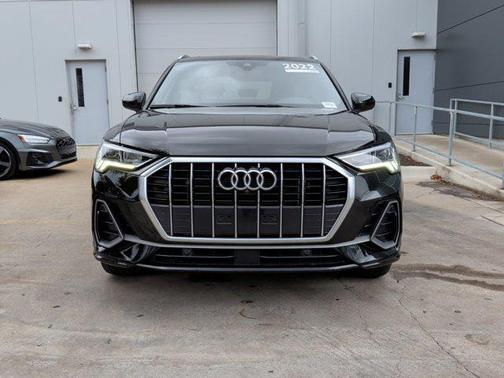 2022 Audi Q3 Premium Plus 45 TFSI S line quattro Tiptronic
