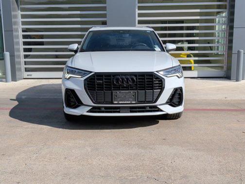 2024 Audi Q3 Premium Plus 45 TFSI S line quattro Tiptronic