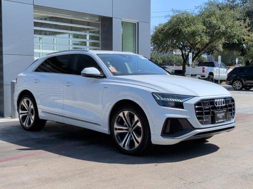 2021 Audi Q8 Premium Plus 55 TFSI quattro Tiptronic