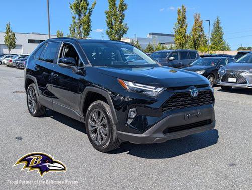 2022 Toyota RAV4 Hybrid XLE Premium
