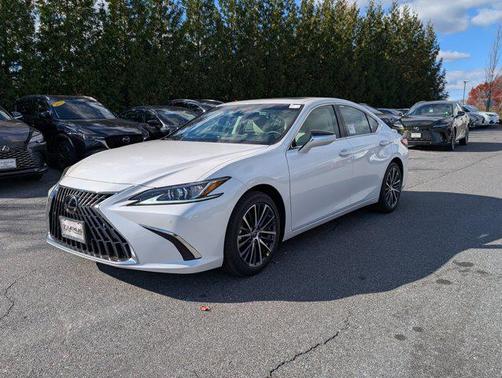 2025 Lexus ES 350 Base