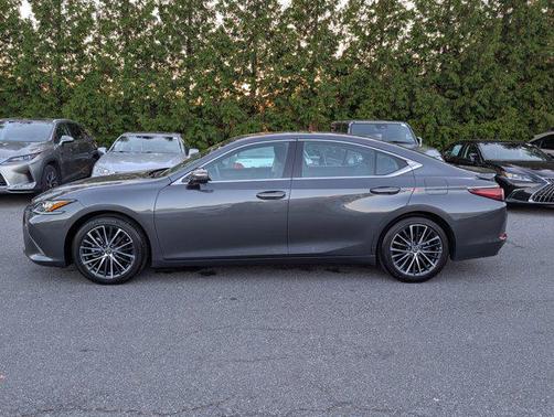 2025 Lexus ES 350 Base