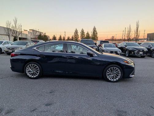 2019 Lexus ES 350 Base