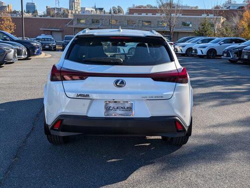 2023 Lexus UX 250h Base