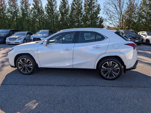 2023 Lexus UX 250h Base