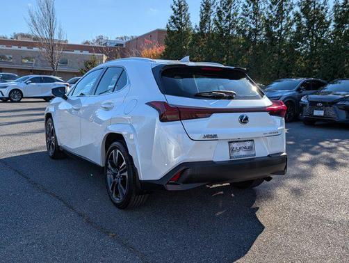 2023 Lexus UX 250h Base