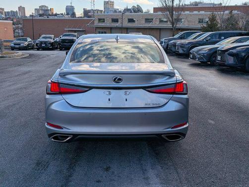 2023 Lexus ES 350 Base