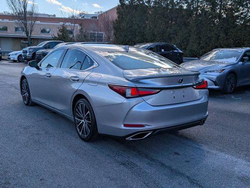 2023 Lexus ES 350 Base