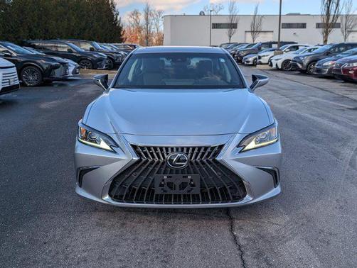 2023 Lexus ES 350 Base