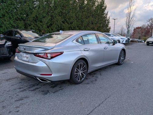 2025 Lexus ES 350 Base
