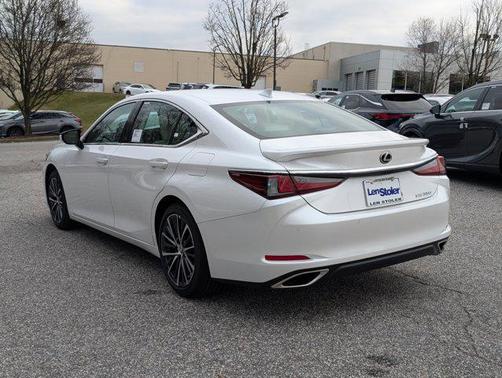 2025 Lexus ES 350 Base