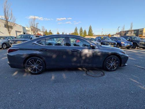 2024 Lexus ES 350 Base