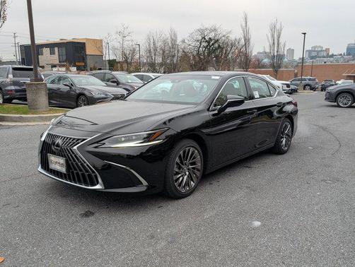 2025 Lexus ES 350 Ultra Luxury