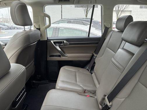 2023 Lexus GX 460 Premium