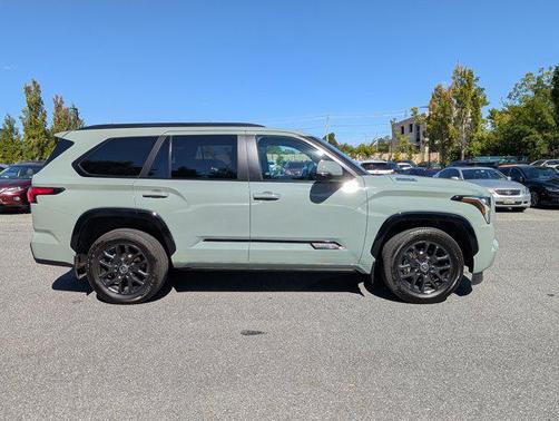 2024 Toyota Sequoia Platinum