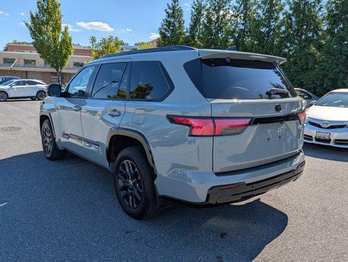 2024 Toyota Sequoia Platinum