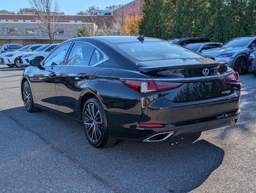 2024 Lexus ES 350 Base