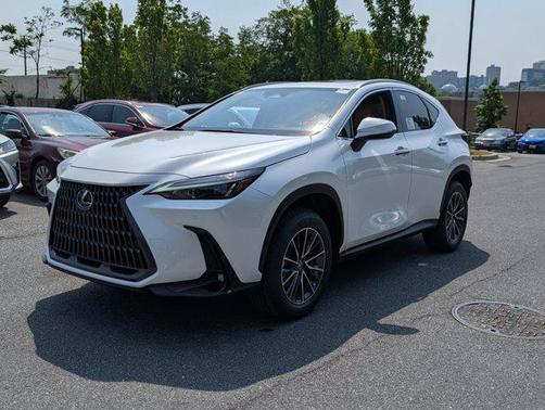 2025 Lexus NX 350h Premium