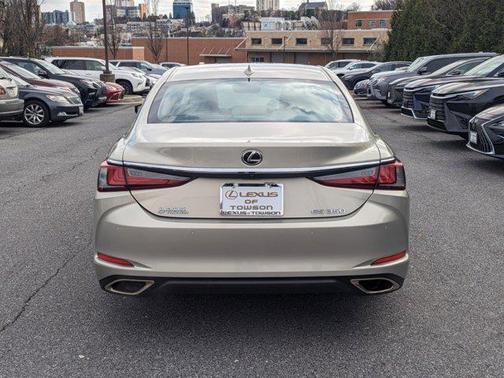2021 Lexus ES 350 Base