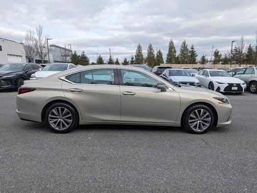 2021 Lexus ES 350 Base