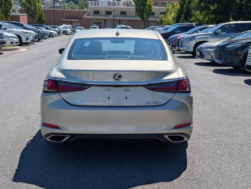 2021 Lexus ES 350 Base
