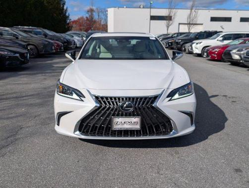 2025 Lexus ES 350 Base