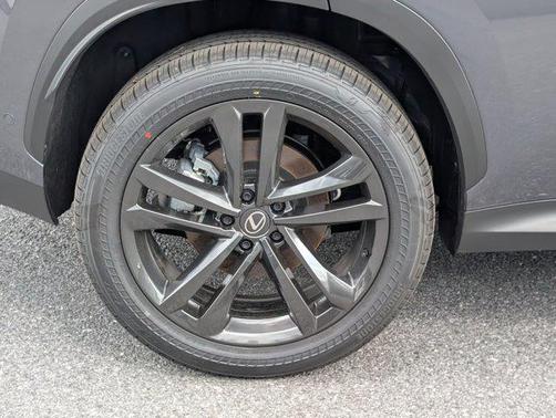 Cloudburst Gray 2026 Lexus NX 450h+ Luxury