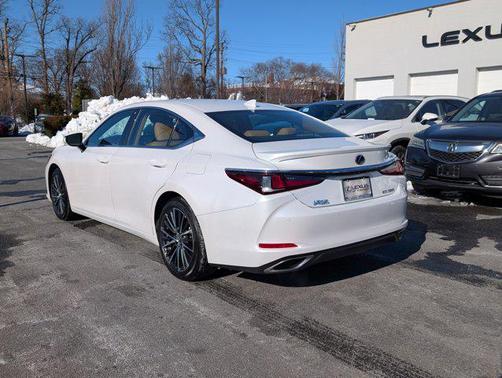 2025 Lexus ES 350 Base