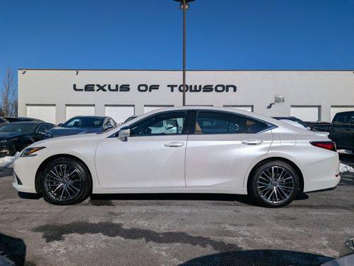 2025 Lexus ES 350 Base